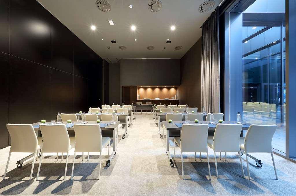Hotel Sb Glow Barcelona Facilidades foto